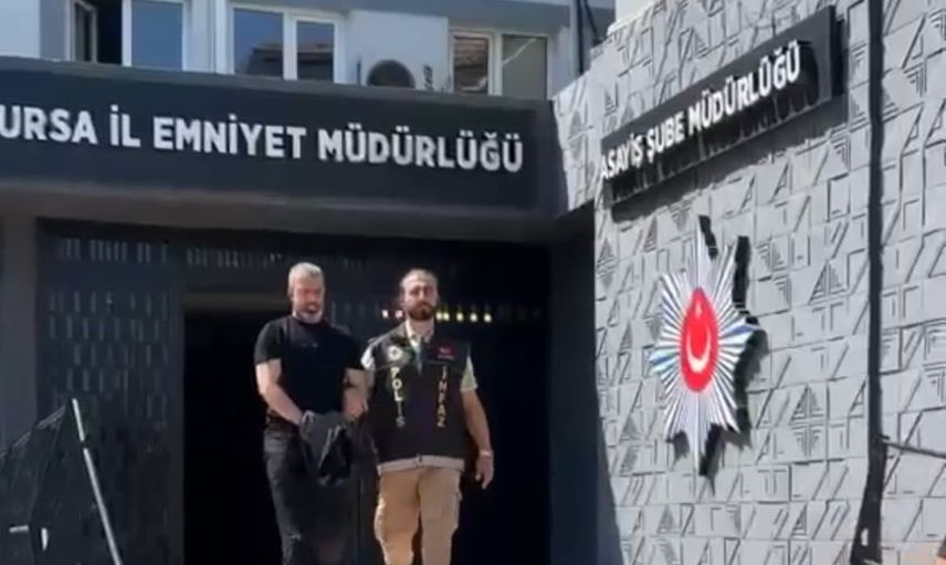 Çatıdaki kaçış girişimi son buldu: Bursa'da kesinleşmiş cezaları olan üç hükümlü yakalandı