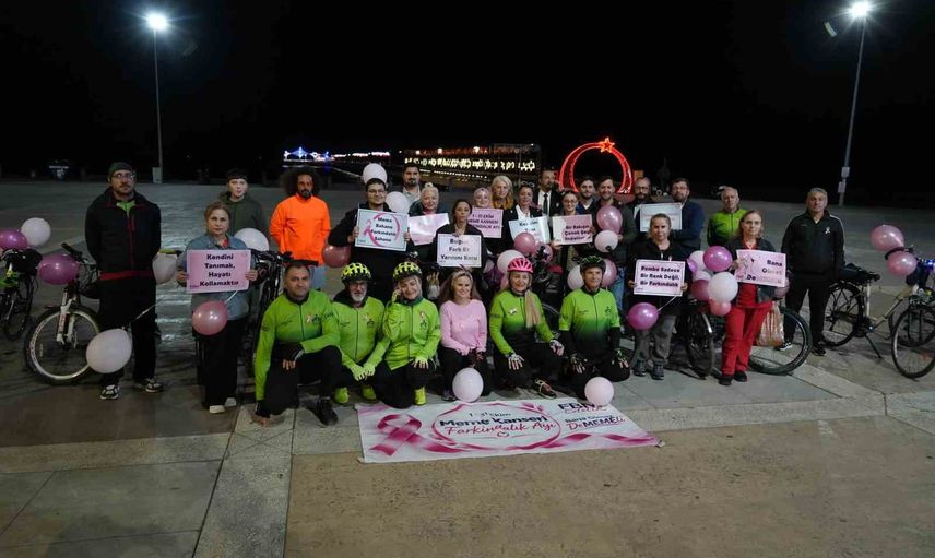 Meme farkındalığı için pedallar döndü: Samsun'da pembe balonlu bisiklet turu