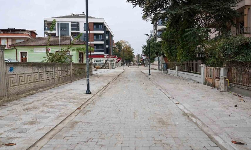 Düzce'de iki park yeşil yol ile birbirine bağlanıyor