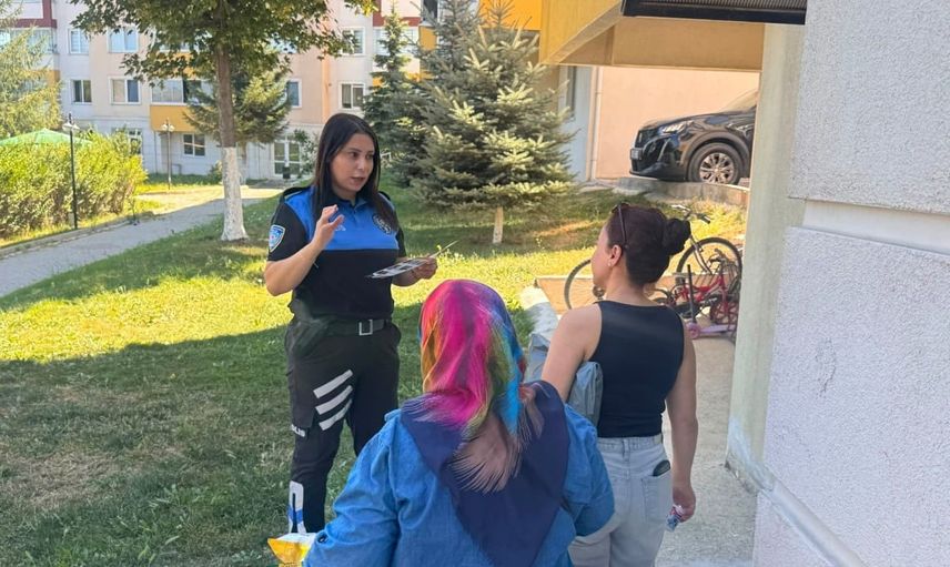 Bilecik'te site sakinlerine dolandırıcılığa karşı kapsamlı bilgilendirme