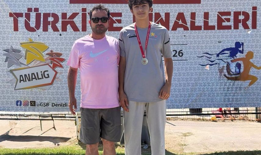 Erzincanlı atlet Ali Eren Yüksel, ANALİG'de uzun atlamada Türkiye ikincisi