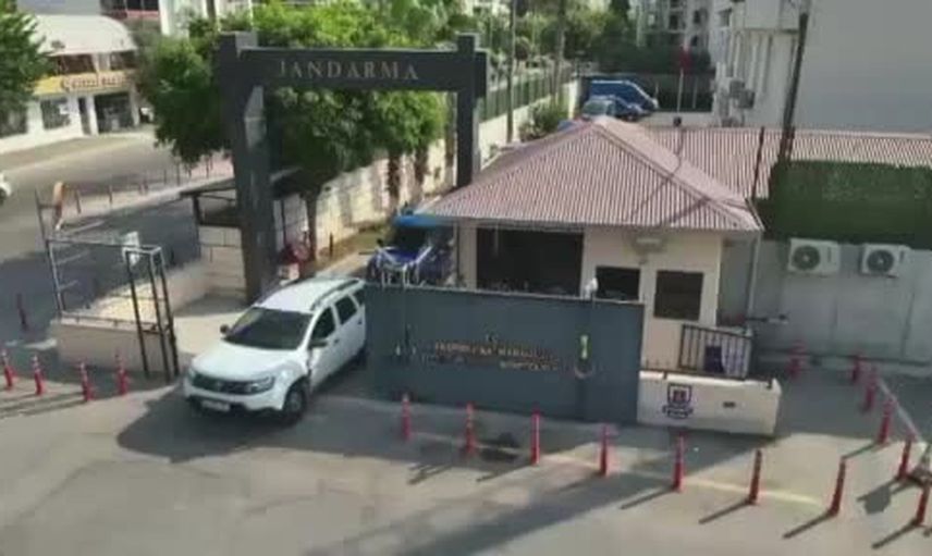 Erdemli'de düzenlenen operasyonda zorla fuhuş şebekesine darbe: 5 kişi tutuklandı