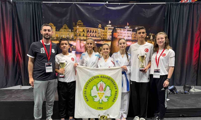 Manisa BBSK karatecileri Basel Open Masters'ta üç madalya elde etti