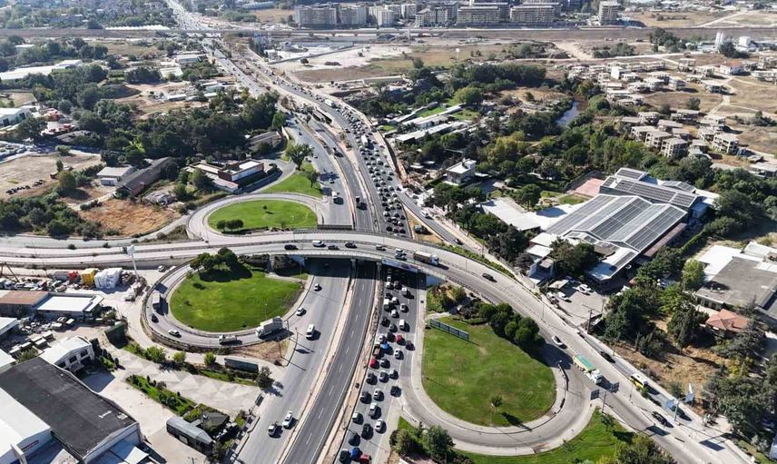 Mudanya yolu'ndaki yeni geçit köprüsü aşamalı açılımla trafik akışını değiştirdi