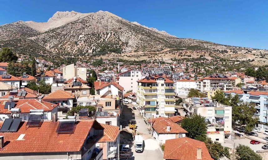 Elmalı'nın su altyapısında kapsamlı yenileme: 116 bin 681 metre yeni hat