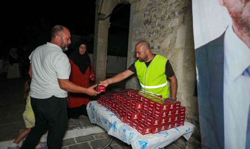 Tarsus'ta kandil simidiyle geceye huzur taşındı