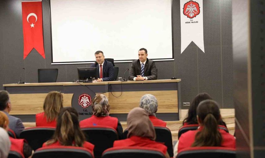 Gönüllüler Niğde'de dayanışma ve kültürü keşfediyor