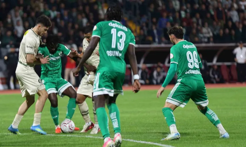Bursaspor deplasmanda Muğlaspor'u 3-0 yendi: Iheanacho iki golle öne çıktı