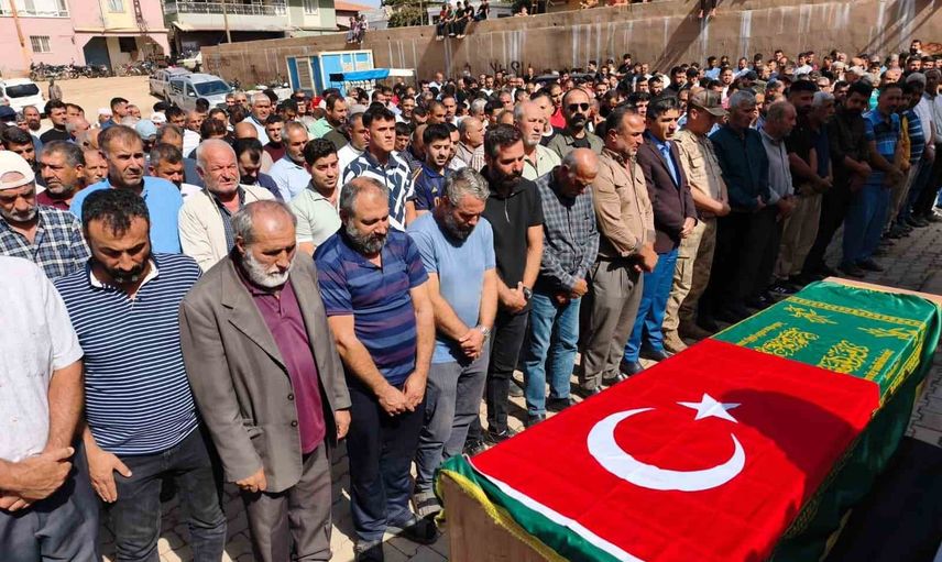 Reyhanlı’da son veda: iki kardeş gemi faciasında yan yana defnedildi