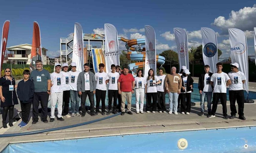 Gençler Van Gölü'nü MikroROV'larla sualtı dünyasını keşfe hazırlanıyor