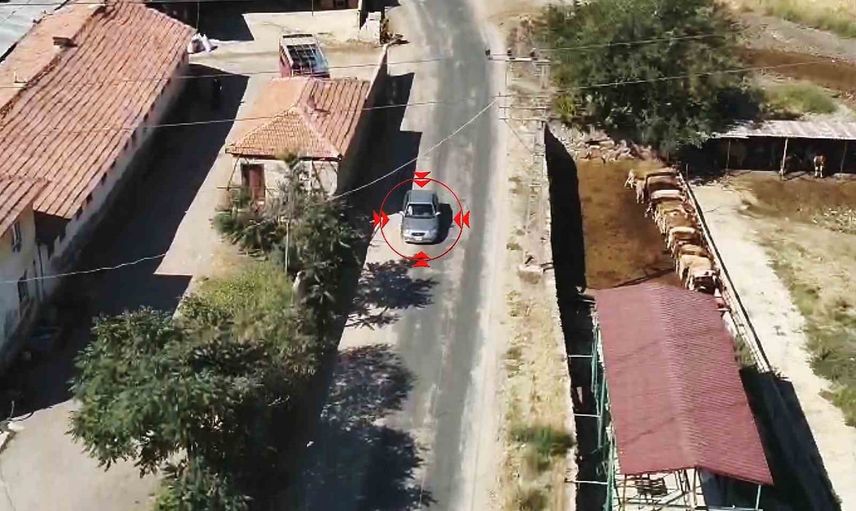 jandarma dron destekli operasyonla 30 yıl hapis cezası bulunan hükümlüyü yakaladı