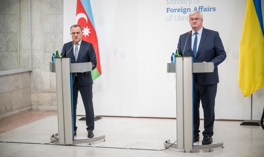 Azerbaycan, ihtiyaç halinde ukrayna’ya doğal gaz tedarik etmeye hazır olduğunu açıkladı