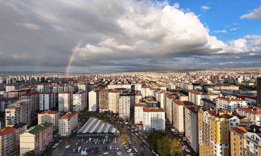 Kayseri semalarında gökkuşağı anları: kent gökyüzünde renklerle buluştu
