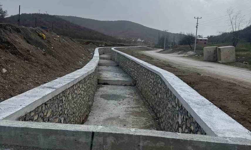 Baharözü'ne doğalgaz ve sosyal-kültürel tesis müjdesi