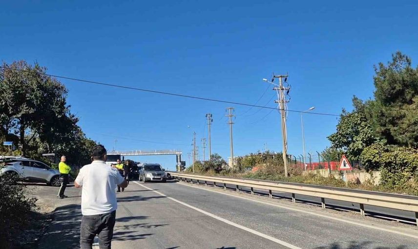 Polis yolu kapattı, gerçeği enerji hattının kontrollü indirilmesi gösterdi