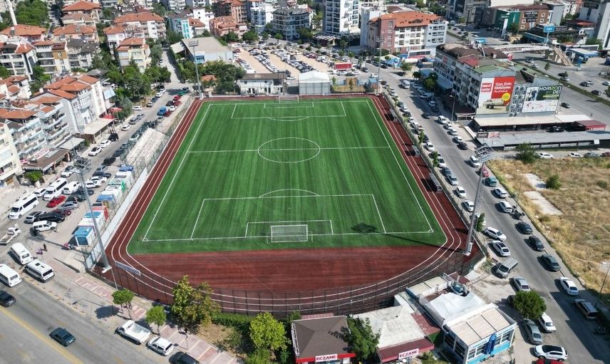 Denizli'ye FIFA Quality standartlarında kınıklı ve ilbade spor yaşam alanları kazandırıldı
