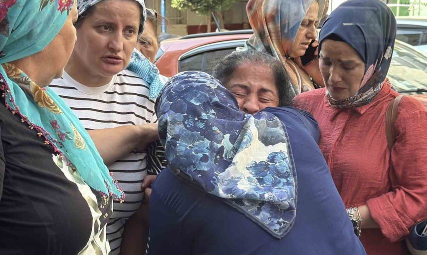 Son yolculuğuna uğurlandı: Şişli'de öldürülen Nilda Müge Şahin defnedildi