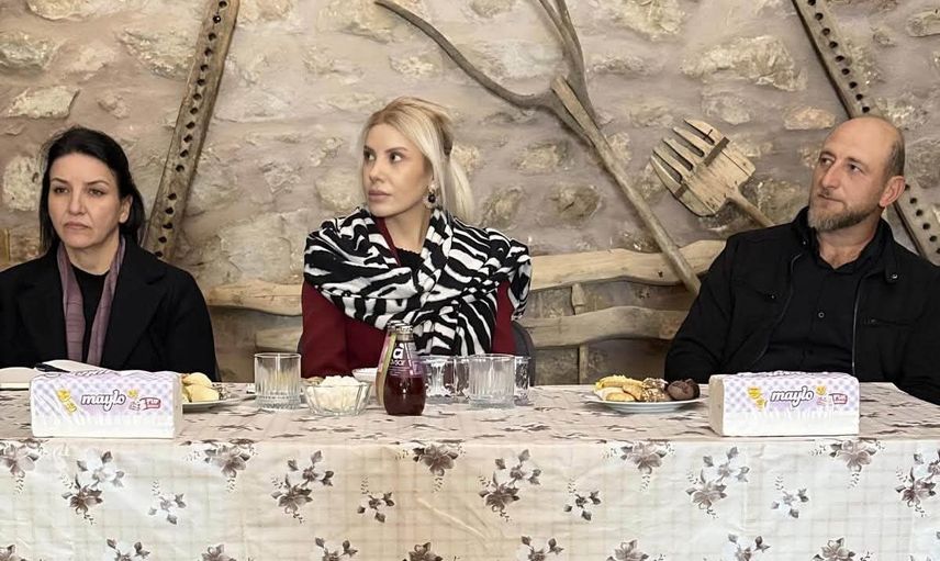 Çakırsaz’da halkın talepleri yerinde dinlendi