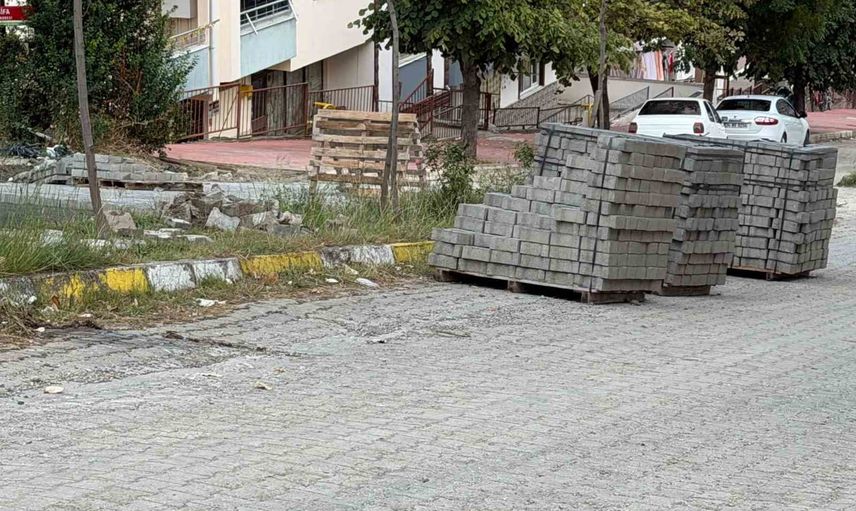 Boyabat'ta Nurettin Zengin Caddesi'ne konfor ve dayanıklılık kazandırılıyor