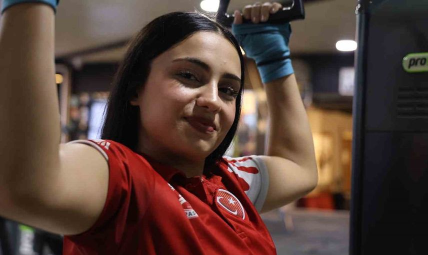 Kendini korumak için başladığı sporu dünyaya taşıdı: Elif Tıraş'ın yükselişi