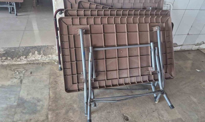 Mahalle emanetine saygı beklerken 400 sandalye eksildi