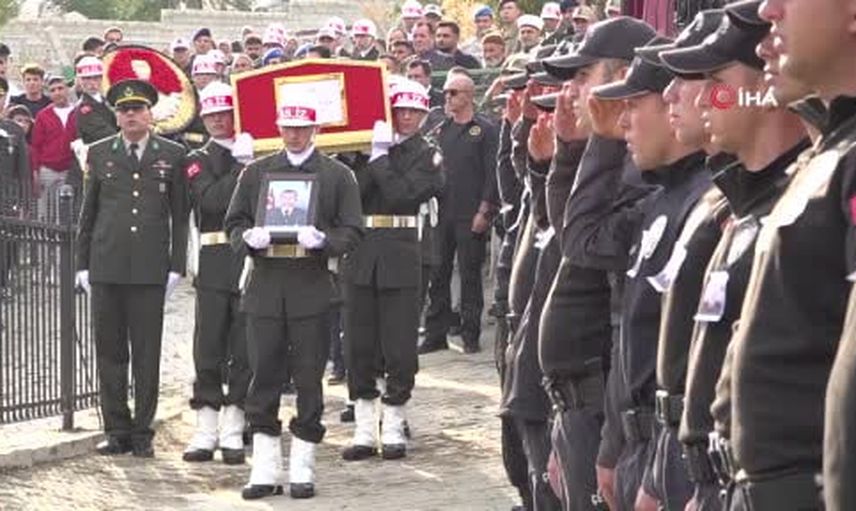 Gaziantep'te son görev: şehit piyade uzman çavuş Mustafa Aslan uğurlandı