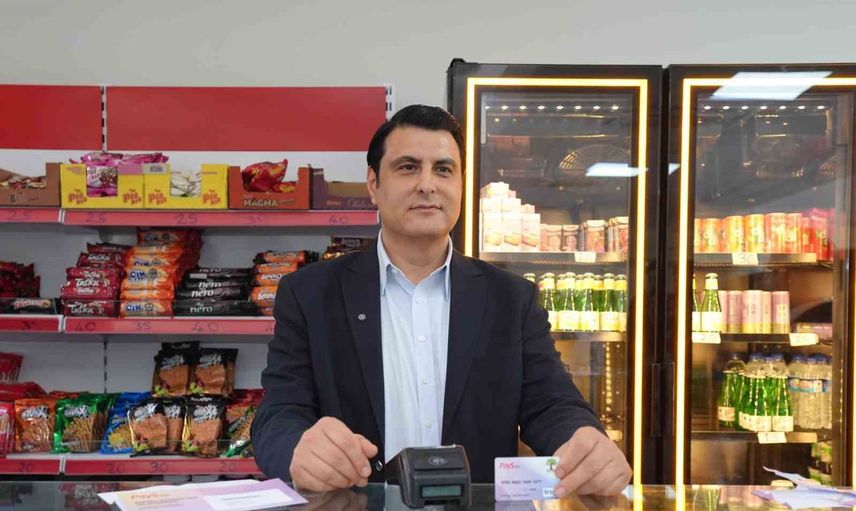Şehitkamil'den liselilere kantin kart desteği