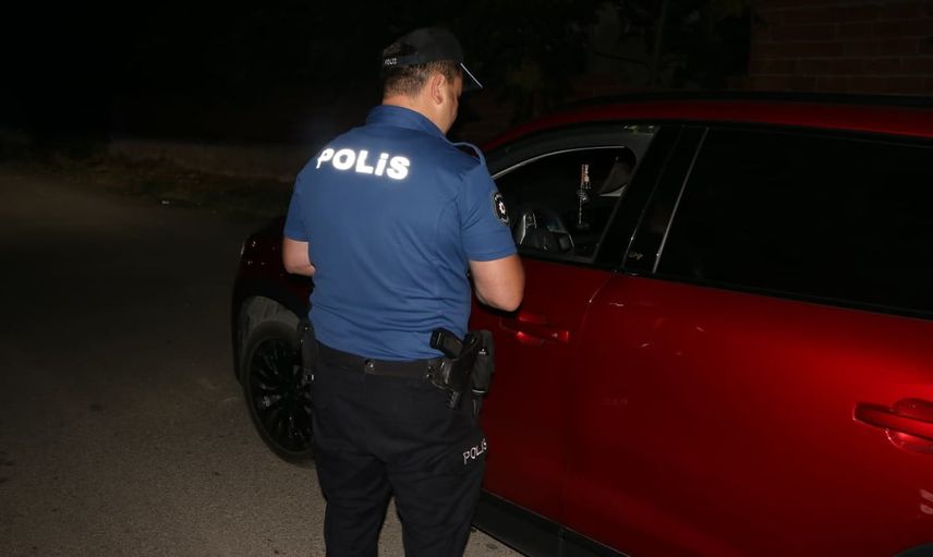 Gece denetiminde 345 şahsa kimlik sorgusu, Eskişehir Fevzi Çakmak'ta uygulama