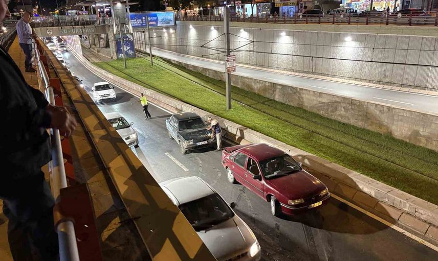 Polisin gayreti Kayseri'de trafiğin kilitlenmesini engelledi