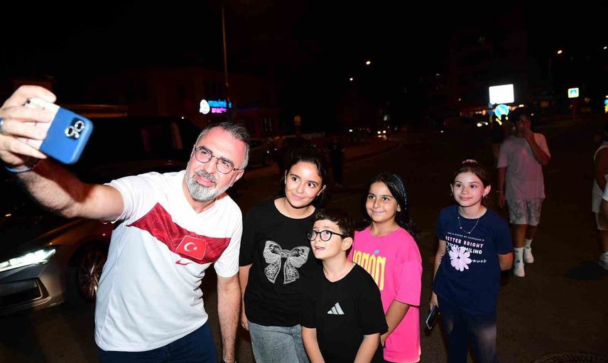Kestel’de 30 ağustos gecesini aydınlatan Mela Bedel rüzgârı
