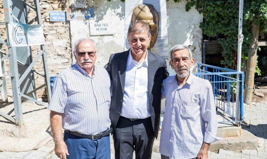 Başkan Tugay Bayındır'da mahalleleri dolaştı, talepleri yerinde dinledi