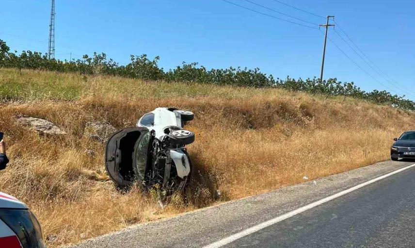 Kurtalan'da takla atan otomobilin sürücüsü yaralandı