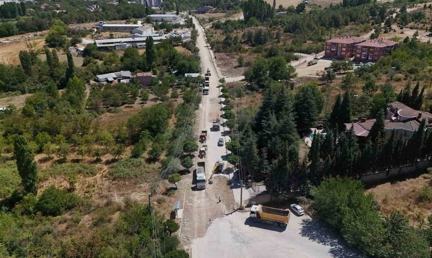 Söğüt’te Oğuzkent yolu sıcak asfaltla buluşmaya hazırlanıyor