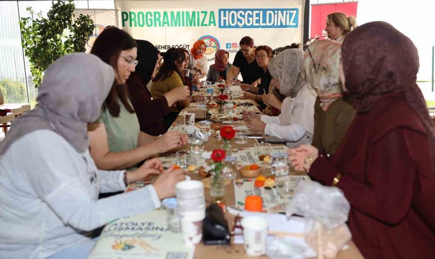 Körfez'de kadınlar mum atölyesinde el becerisini ve sosyal bağlarını güçlendiriyor