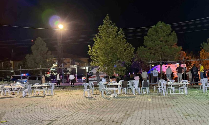 Tavşanlı'da asker eğlencesi salon önünde kavgaya dönüştü: 5 yaralı, 2 tutuklu