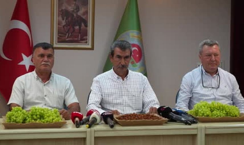Kuru üzüm üreticileri taban fiyatın acilen açıklanmasını talep etti