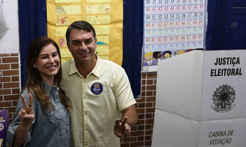 Brezilya sandıkta: Flavio Bolsonaro ile Luiz Inacio Lula da Silva arasında çekişmeli ikinci tur