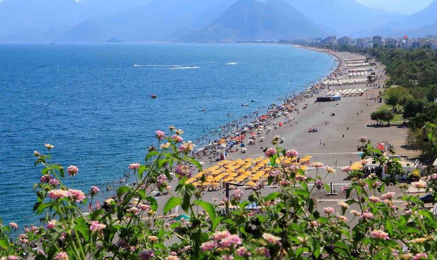 Antalya ağustosta doluluk rekoru kırdı, asıl sınav kârlılık ve pazar dengesi