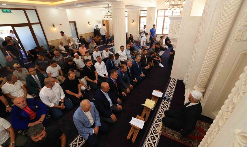 Çamlık Mahallesi'ne Selçuklu üslubunda yeni buluşma noktası: cami açıldı