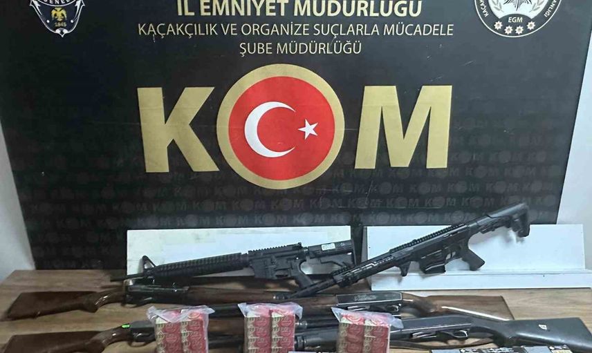 Kaçak silah ticaretine Adapazarı'nda polis müdahalesi