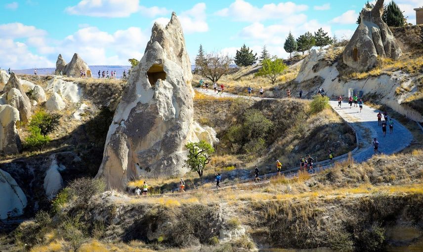 Kapadokya'da ekim heyecanı: Salomon Cappadocia Ultra Trail başlıyor