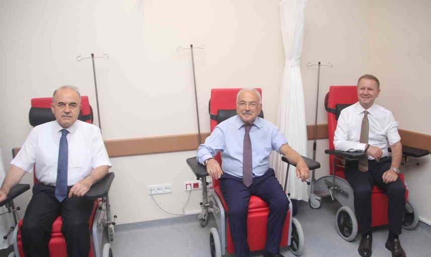 Ordu'nun yeni şehir hastanesi hizmete girdi: protokol ilk hastaları muayene etti