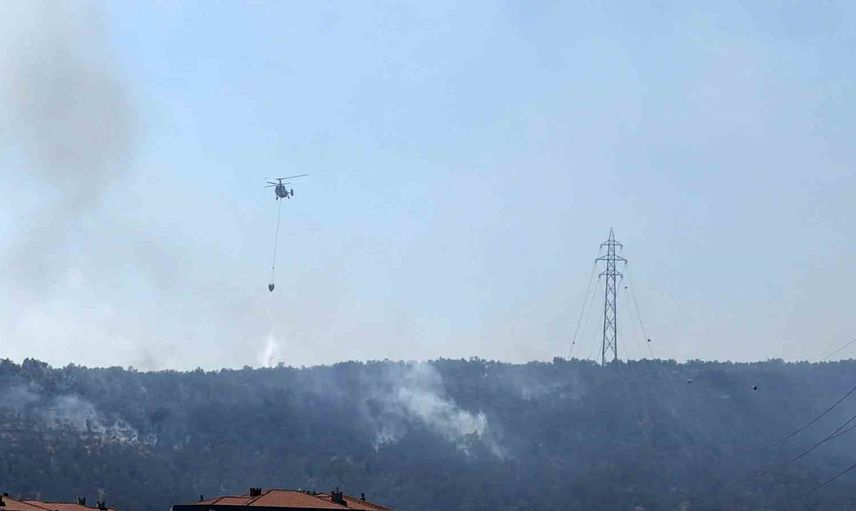 Kazdağları eteklerinde Kadıköy'den Yolören'e süregelen yangın mücadelesi