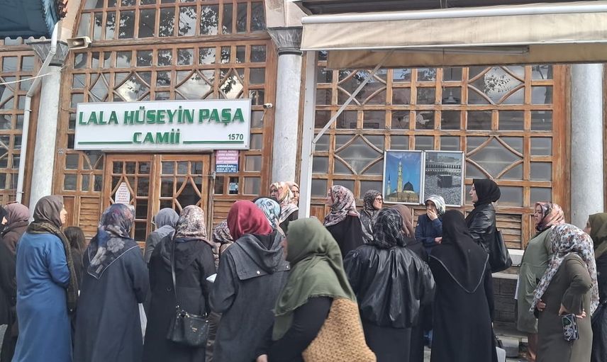 Kütahya Aile Derneği tarihi mirası cami ve türbelerde keşfetti