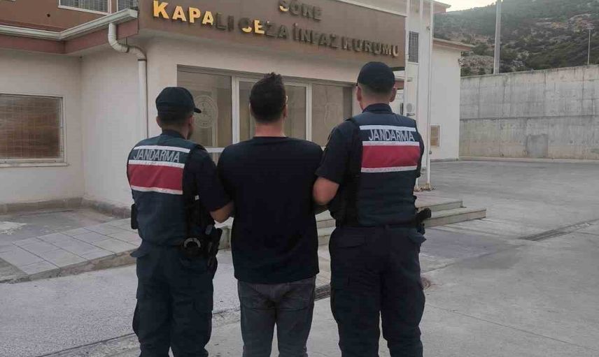 Söke'de güveni kötüye kullanma suçundan aranan hükümlü jandarmayla karşılaştı