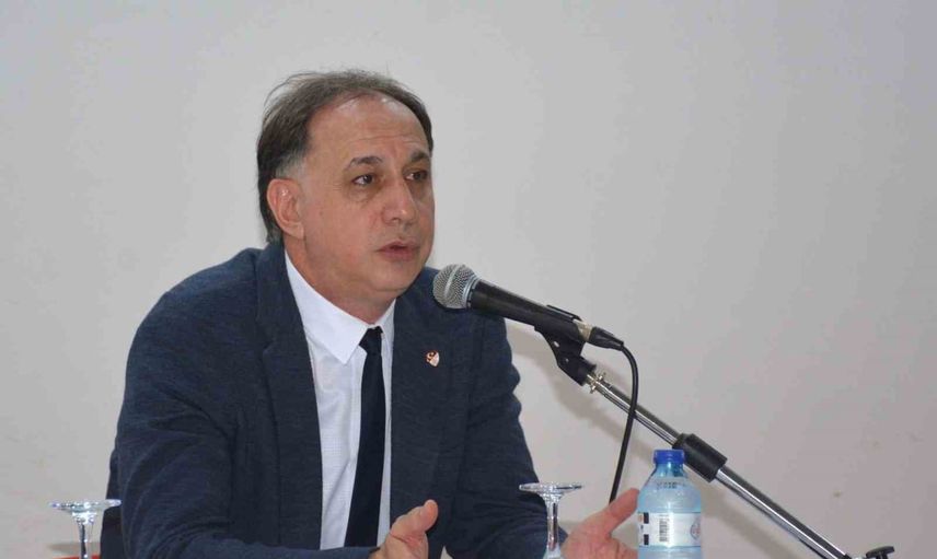 futbol camiası ferhat gündoğdu'nun gözaltısı sonrası tepkilerini yükseltti