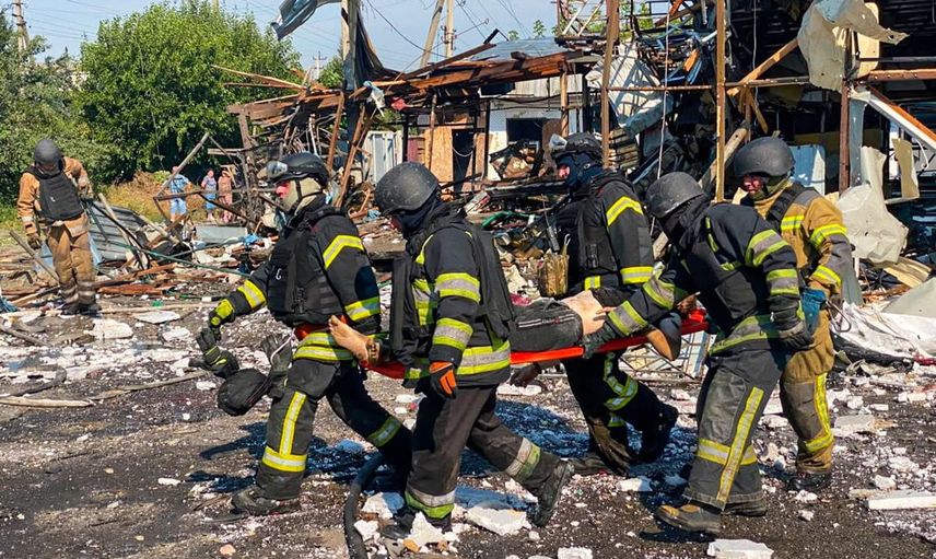 Pechenihy'de işlek kavşağa saldırı: 10 ölü, 8 yaralı
