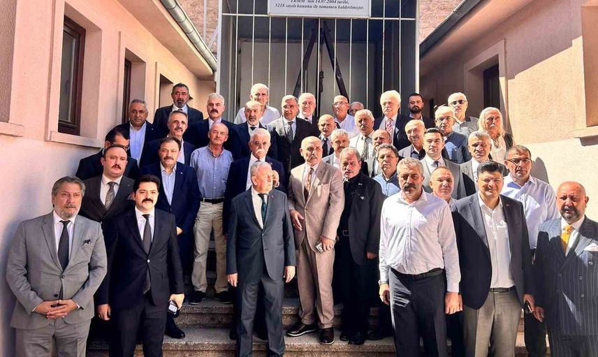 Taş medreseli ülkücüler Ulucanlar Cezaevi'nde 12 Eylül idamlarını andı