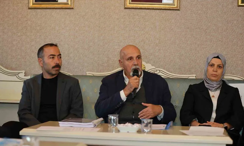 Yunusemre meclisi 2027 bütçesini kabul etti, Spil için doğal gaz protokolü onaylandı