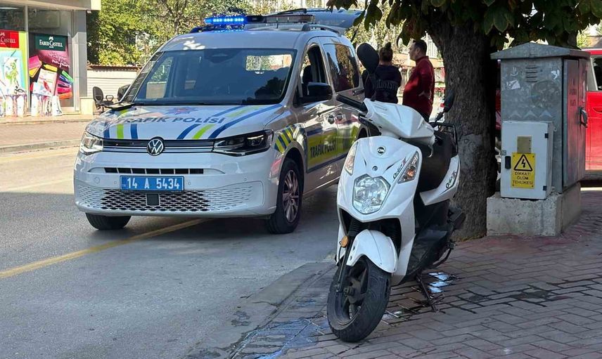 Bahçelievler'de kavşakta çarpışma: motosiklet yolcusu yaralandı